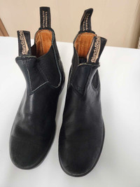 Size 9 Black Bluntstone Boots 