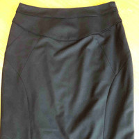 Club Monaco Lightweight Black Pencil Skirt size 8