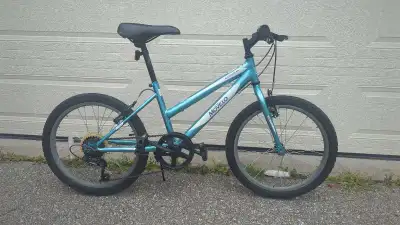 Movelo Algonquin 20" Girls Bike, View more