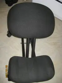 chaise ergonomique genoux