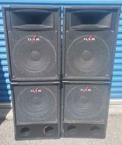 DAS pa system - Made in Spain. x2 DAS PF-115 15" passive 2-way pa loudspeakers $400 x2 DAS SUB-15 15...