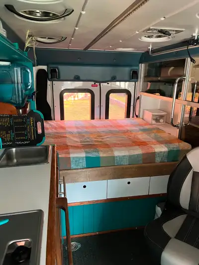 2001 ambulance. Major maintenance performed