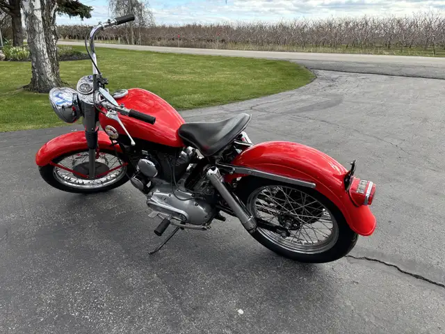 1972 Harley-Davidson Sportster in Street, Cruisers & Choppers in Hamilton - Image 5