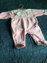 2 Pyjamas bébé pour 10$