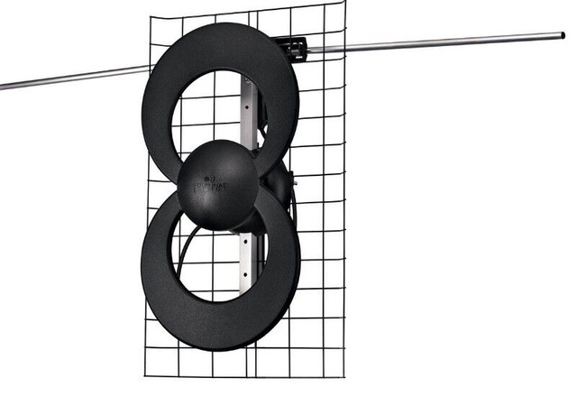 FOCUS-4 BAY HDTV ANTENNA 30 DAYS MONEY BACK GURANTEE NO QUESTION in Other in Mississauga / Peel Region - Image 3