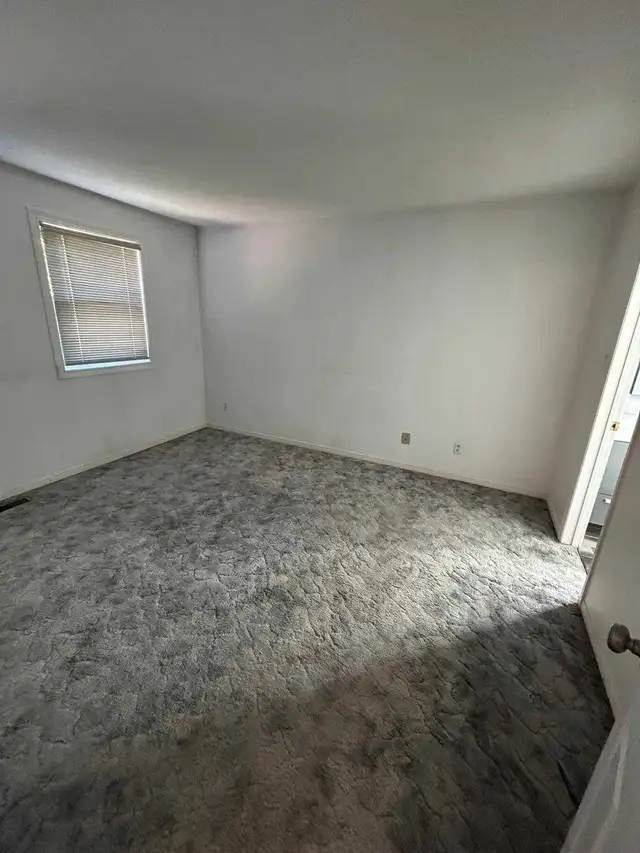 Room. for rent  in Room Rentals & Roommates in Cambridge - Image 3