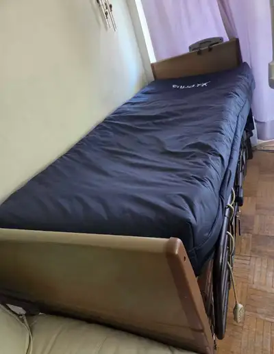 Hospital Bed with Low Air Loss Mattress – Excellent Condition, View more