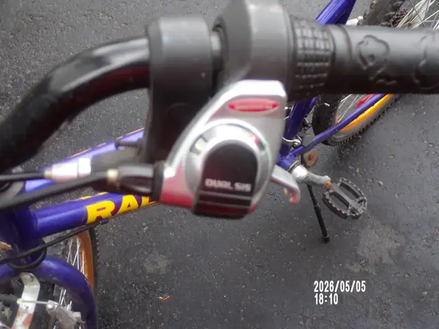 velo demarque raleigh in Road in Laval / North Shore - Image 4