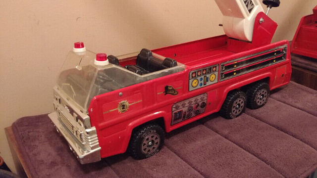Camion de Pompier Tonka – 1970 dans Art et objets de collection  à Longueuil/Rive Sud - Image 2
