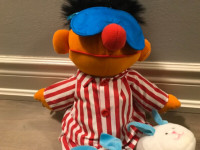 TYCO 1996 Sesame Street Sleep And Snore Ernie Talking & Singing