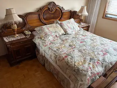 Ensemble de chambre à coucher à vendre, View more