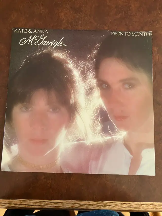 McGarrigle Kate Anna Folk Music Record Records Album 70’s