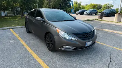 This is a 2.4L engine SE Model Comes with black leather interior with front heated seats. Car is wra...