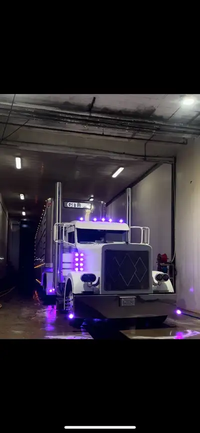 Build sheet in pictures 1995 Peterbilt 379 36” bunk 244” wheelbase Full custom interior 125,000km si...