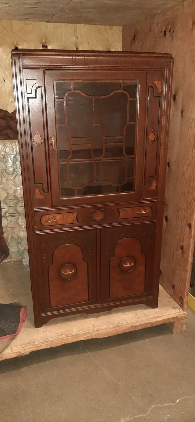 China cabinet in Hutches & Display Cabinets in London - Image 2