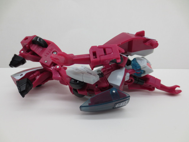 Transformers Animated Deluxe Class ARCEE in Toys & Games in Edmonton