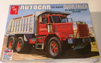 AMT 1/25 Autocar Dump Truck