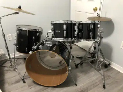 Black 5-piece drum set, View more