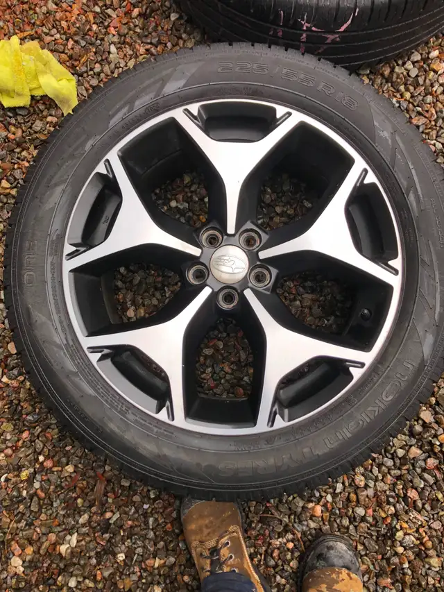 4 Pneus et mags en excellentes conditions in Tires & Rims in Laurentides - Image 3