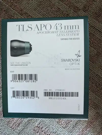 I'm selling a Swarovski TLS APO 43mm lens in excellent condition, perfect for digiscoping with Swaro...