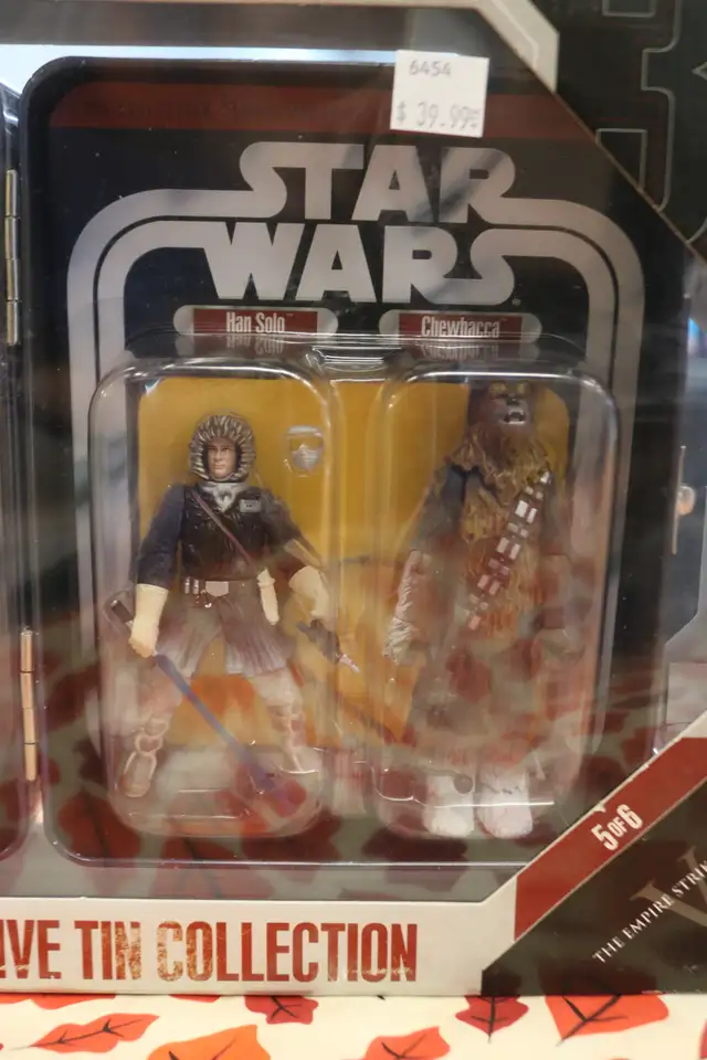 Star Wars 30th Anniversary Commemorative Tin 4-Figure Set (#6454 in Arts & Collectibles in City of Halifax - Image 4