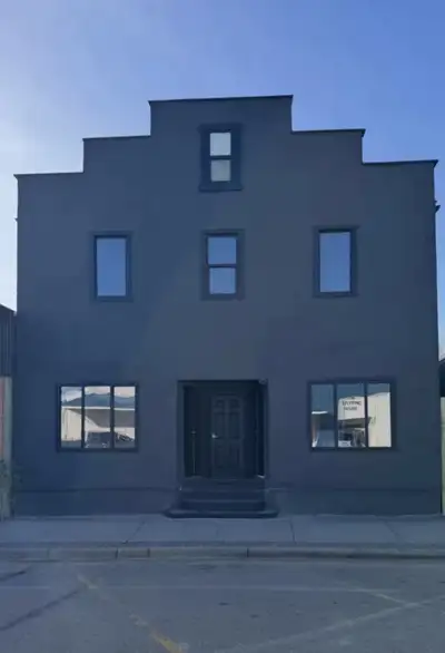 Private room for rent 4816 50 St, Elk Point, AB T0A, Canada 6 newly renovated 2nd level private room...