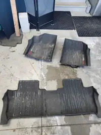 2017- 2023 GMC Acadia floor mats