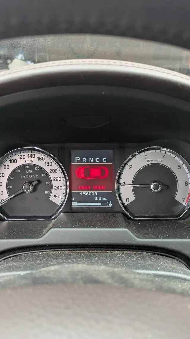 2009 Jaguar XF-R604128083172413447
