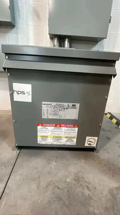 45 kVA dry-type distribution transformer from Hammond Power Solutions (HPS Express G series). • Mode...