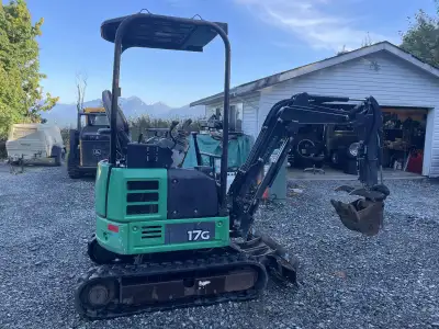 2018 John Deere 17G Excavator. Digging and clean up buckets. Retractable tracks, tier 4 compliant di...