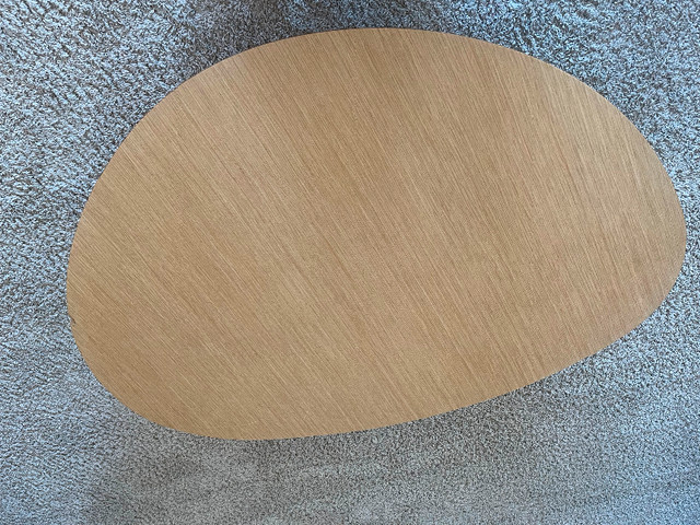 Oval Coffee Table in Coffee Tables in Edmonton - Image 3
