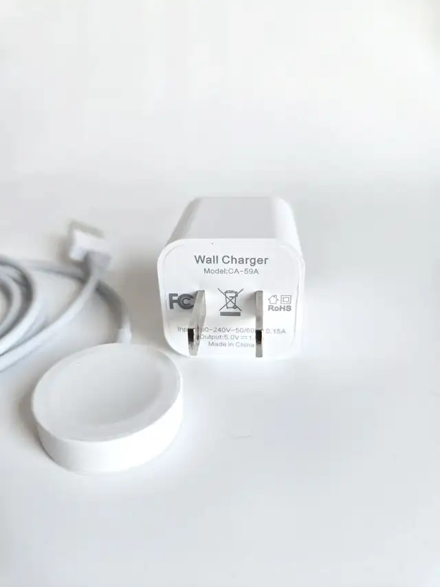 Apple Watch Charger Compatible with iWatch Series SE/SE2/ 9/8/7 in General Electronics in Burnaby/New Westminster - Image 5