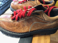 Chaussure randonée homme vintage en cuir size 10