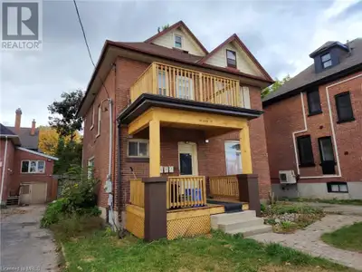 Large One Bedroom Basement Unit in Barrie (Close to water)