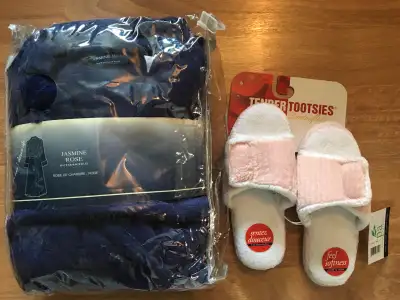 Jasmine Rose Robe & Tender Tootsies Slippers - New, View more