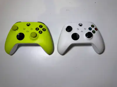 XBOX X/S - Electric Volt and Robot White Controllers Like New, View more