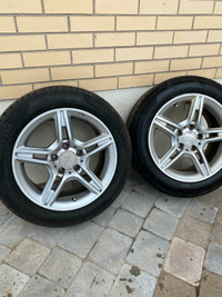 4 pneus Pirelli 205-55-16 montés sur 4 mags (mercedes)
