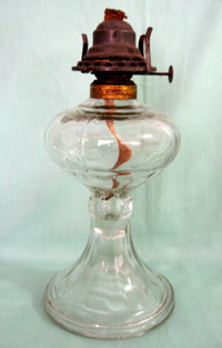 ANCIENNE LAMPE A L HUILE /ANTIQUE OIL LAMP no.5