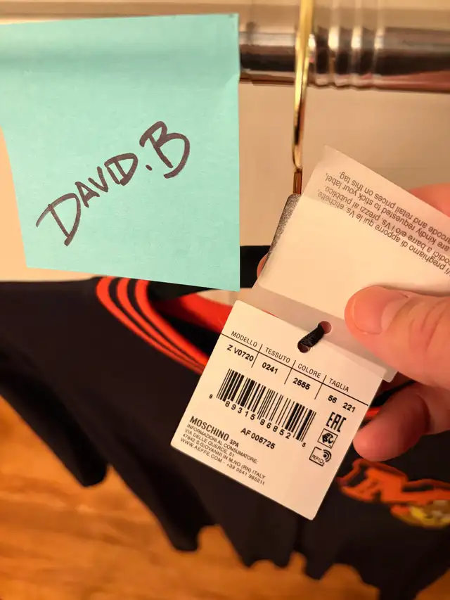 Moschino Teddy Varsity slim fit t-shirt sz XXL (fits like M-L) in Men's in City of Montréal - Image 7