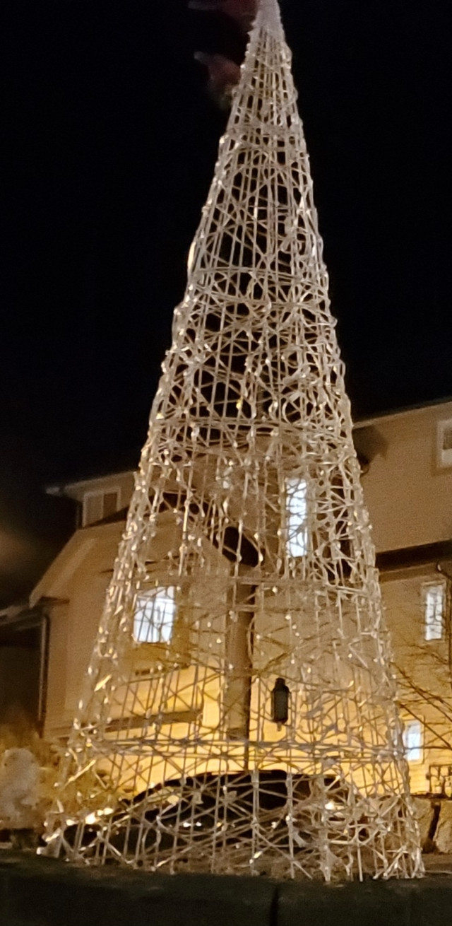 NOMA Canvas 6' Twinkling Cone Tree in Outdoor Décor in Burnaby/New Westminster