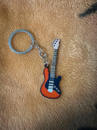 Guitar keychain