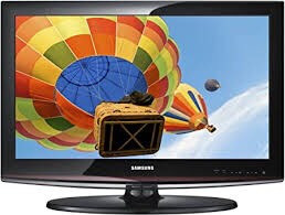 Samsung LN32C450 32 Inch TV in TVs in Calgary