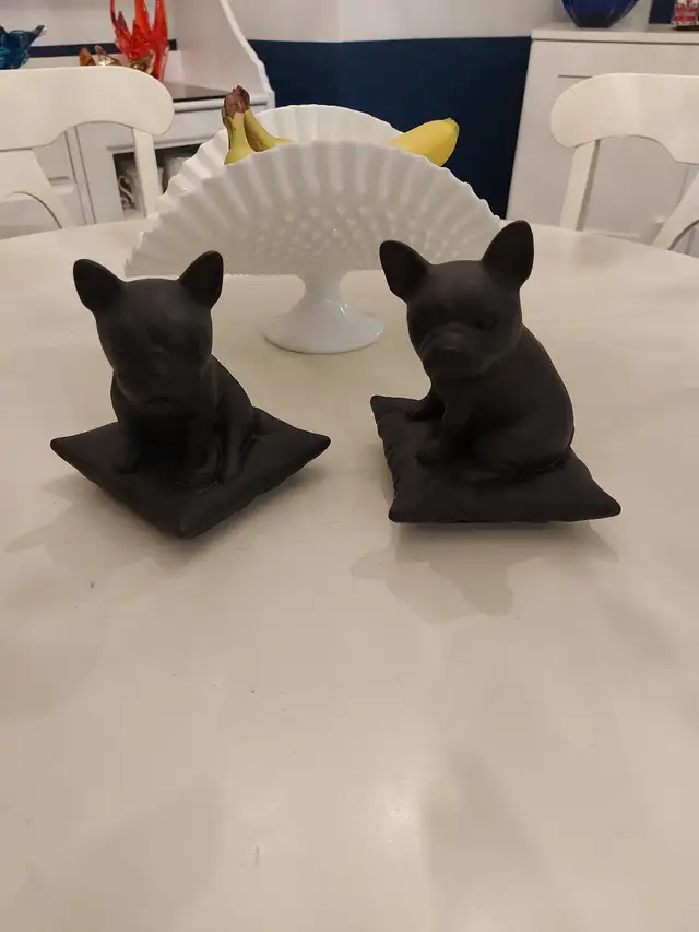 Bull dogs statues