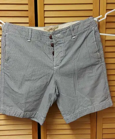 Hollister short, View more