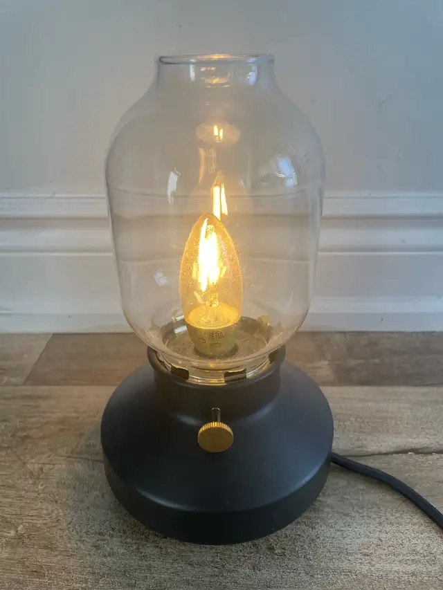 IKEA TÄRNABY Dimmable Table lamp in Indoor Lighting & Fans in City of Toronto - Image 5