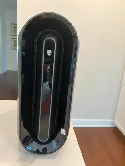Alienware Aurora R11 Gaming PC – i5 + GTX 1660 – Dual Storage –, View more