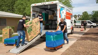 Moving Labour: Uhaul Loading/ Unloading Services (Call/Text: 431 451 8652) Do you need help with mov...