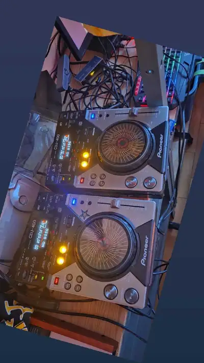 2x PIONEER CDJ-400, View more