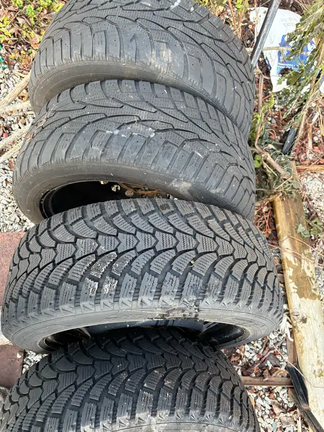 2020 Honda accord winter rims and tires in Tires & Rims in City of Halifax - Image 4