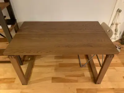 Pick-up in the plateau area. Price is firm!!! Selling a small Morbylanga dining table: 140cm x 85cm....